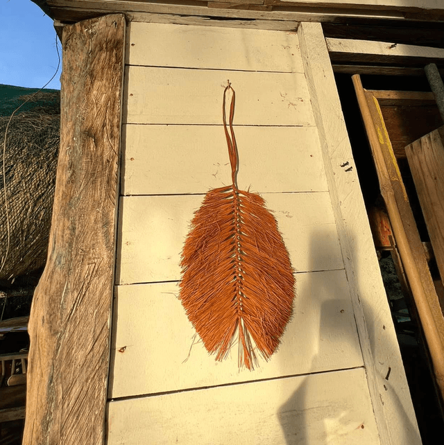 Natural Raffia Wall Hanging Decor