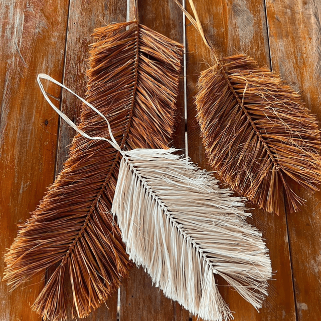 Natural Raffia Wall Hanging Decor