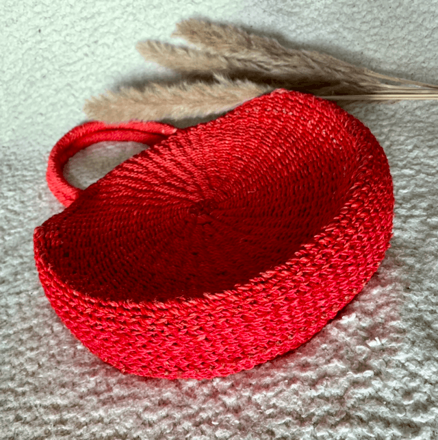 Sac fourre-tout rond en paille d&#039;Abaca | Abaca Straw Round Tote Bag